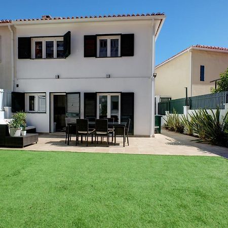 Comfortable Town House In Quiet Area By Lovelystay Lisbon Exterior photo
