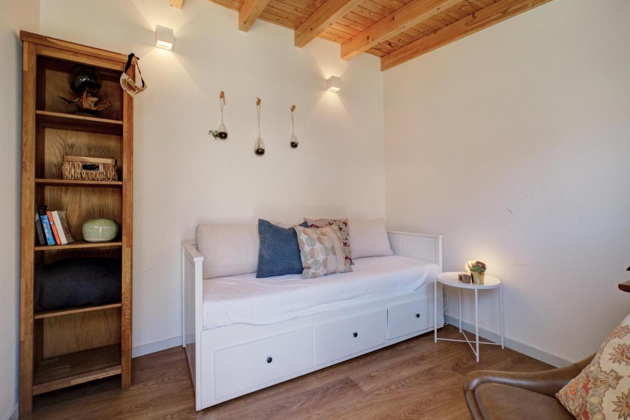 Comfortable Town House In Quiet Area By Lovelystay Lisbon Exterior photo