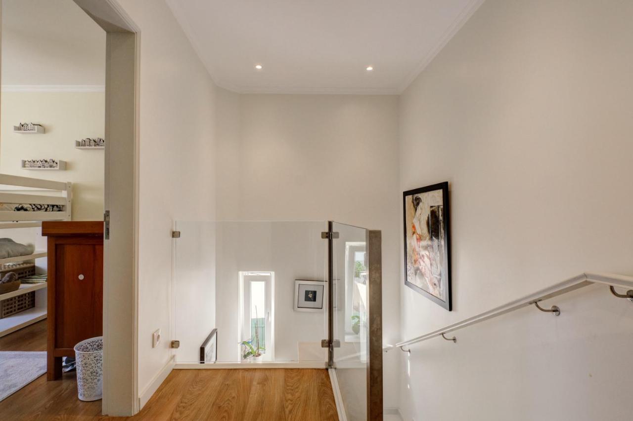 Comfortable Town House In Quiet Area By Lovelystay Lisbon Exterior photo