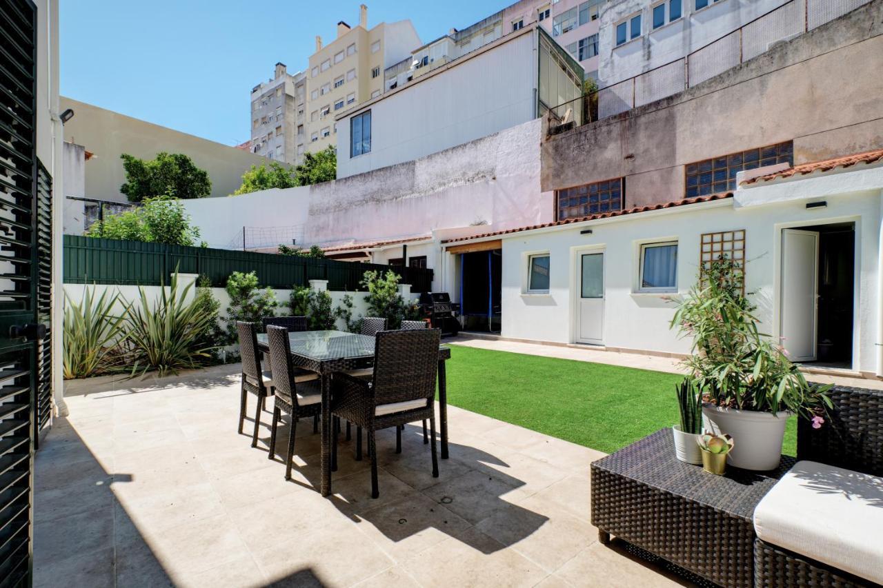 Comfortable Town House In Quiet Area By Lovelystay Lisbon Exterior photo