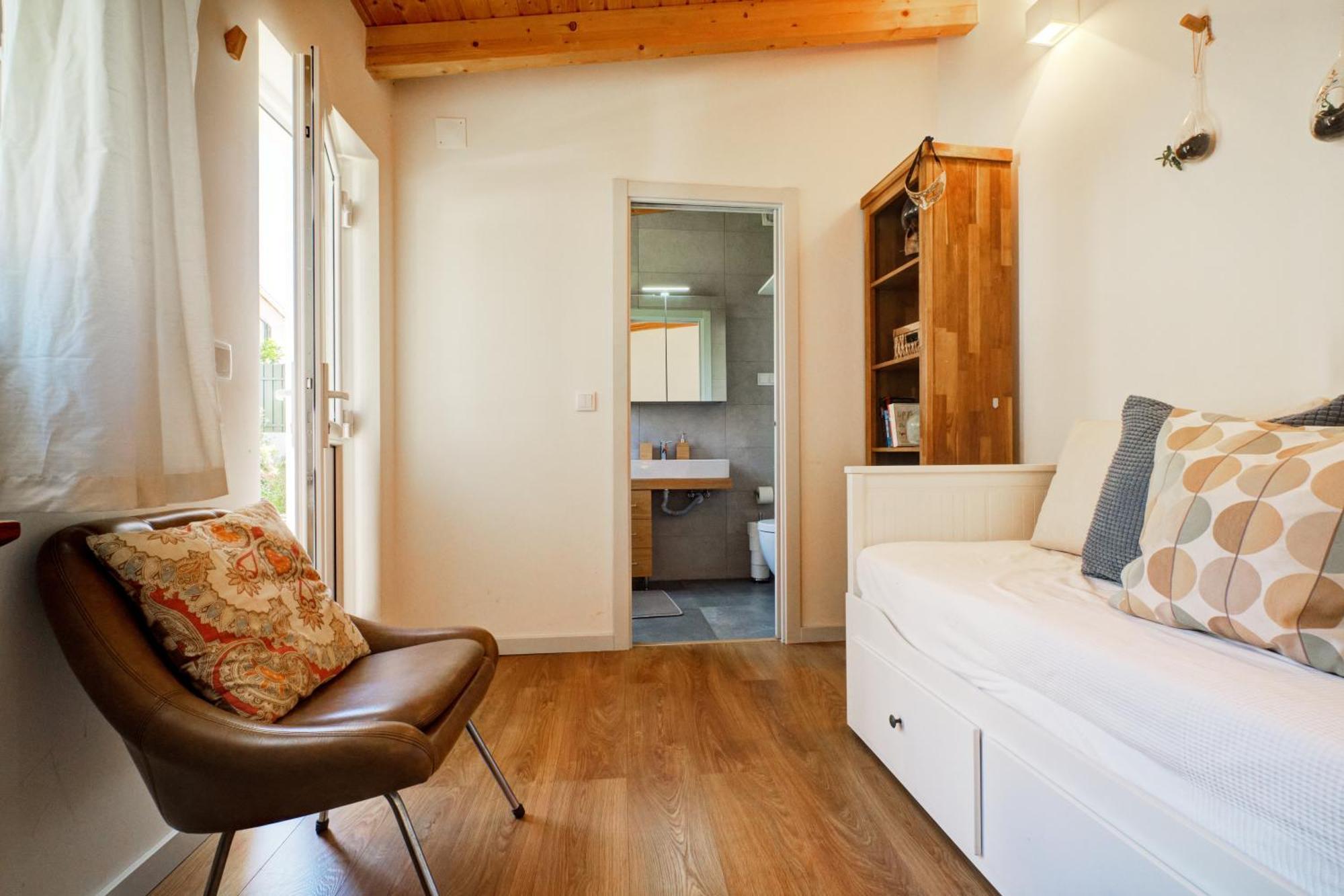Comfortable Town House In Quiet Area By Lovelystay Lisbon Exterior photo